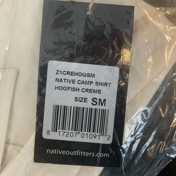 NATIVE OUTFITTERS Camp Shirt Size S New $99 Cream Ivory Hogfish Boating Water - Picture 9 of 10